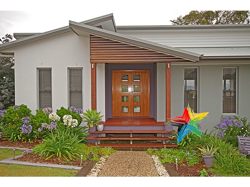 8 Borrowdale Court, Mundoolun QLD 4285