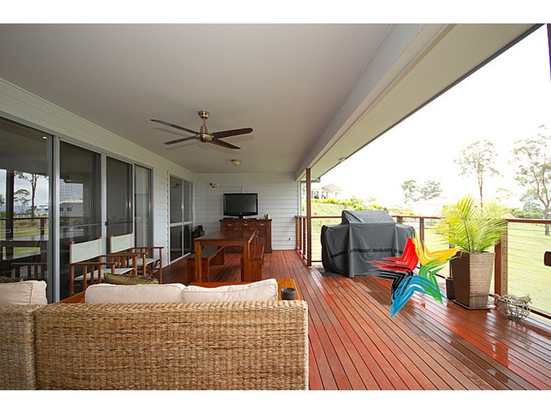 8 Borrowdale Court, Mundoolun QLD 4285