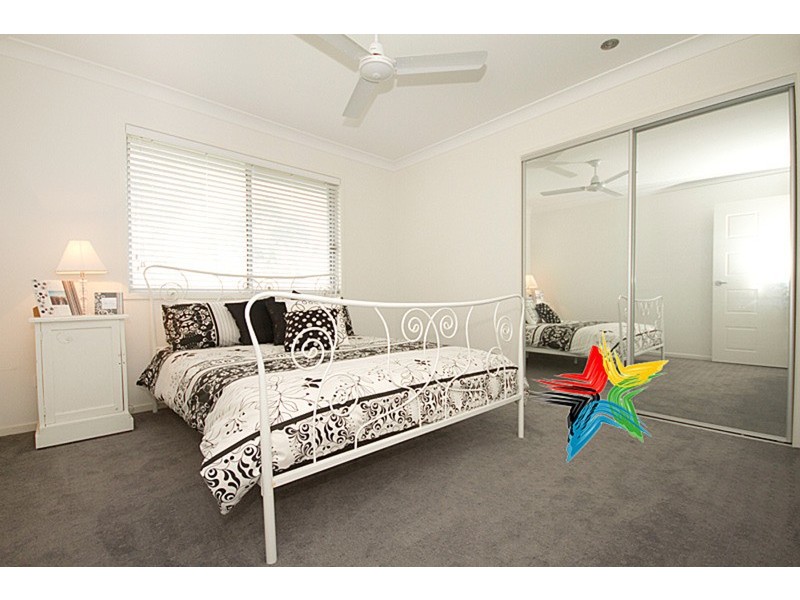 8 Borrowdale Court, Mundoolun QLD 4285