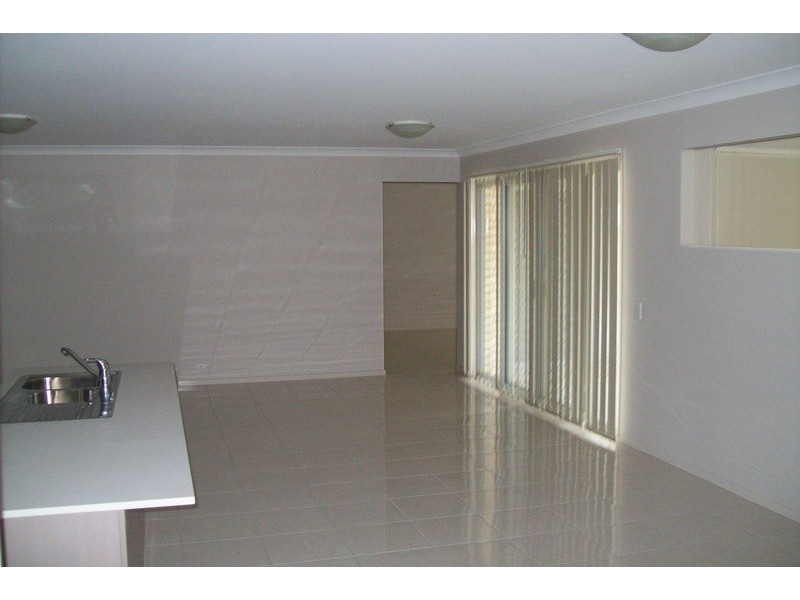 28 Creekside Crescent, Jimboomba QLD 4280
