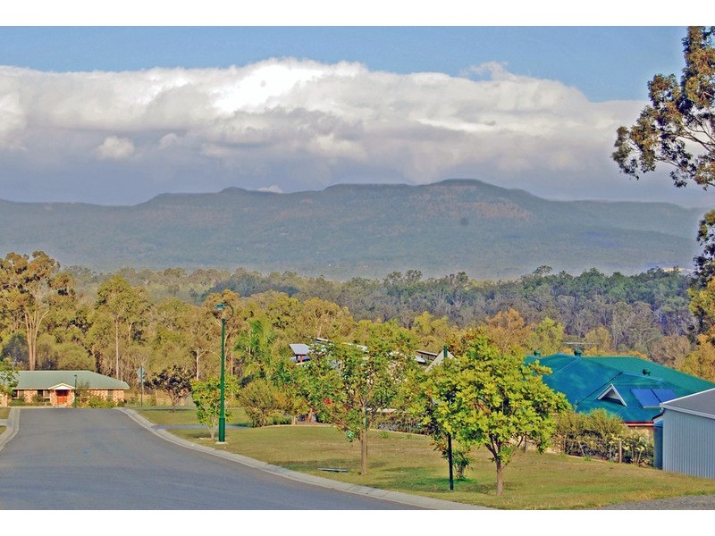 84 Lady Penrhyn Court, Mundoolun QLD 4285