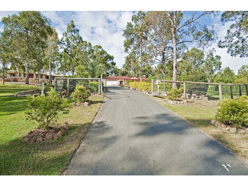 85 Lady Penrhyn Court, Mundoolun QLD 4285