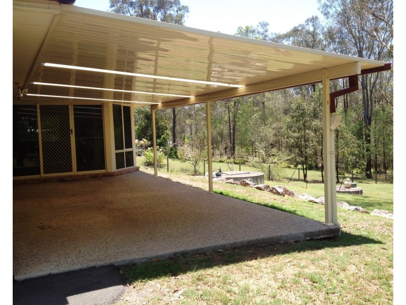 110 Michelle Drive, Cedar Grove QLD 4285