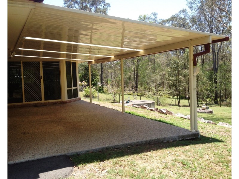 110 Michelle Drive, Cedar Grove QLD 4285