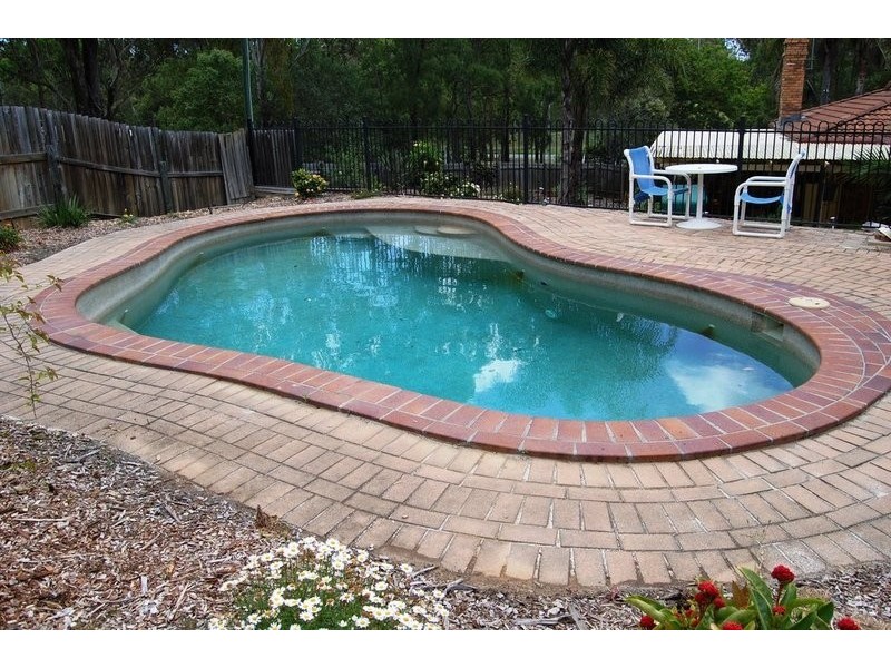 1 Brushwood Crescent, Cedar Grove QLD 4285