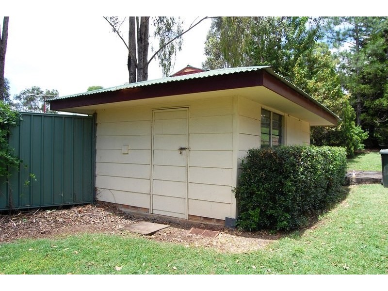 1 Brushwood Crescent, Cedar Grove QLD 4285