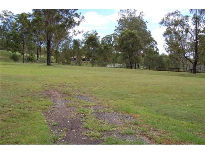 9-11 The Bluff Court, Cedar Vale QLD 4285