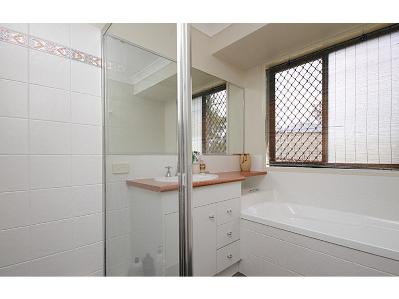 15 Melaleuca Court, Jimboomba QLD 4280