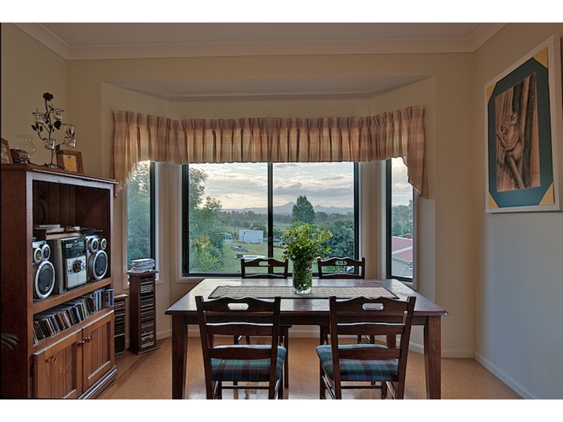 18 Oakleigh Court, Woodhill QLD 4285