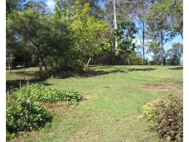 9-11 Oakleigh Court, Woodhill QLD 4285