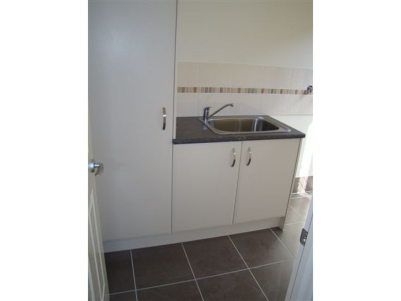 33 Creekside Crescent, Jimboomba QLD 4280