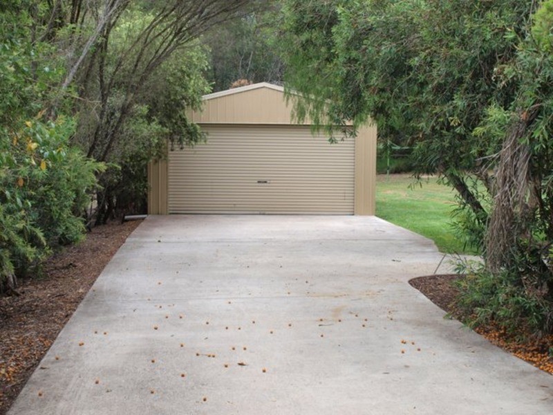 31 Bloodwood Court, Cedar Vale QLD 4285