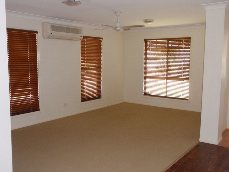30 Jackeroo Court, Jimboomba QLD 4280