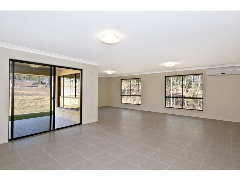 89 Blackbutt Road, Cedar Vale QLD 4285