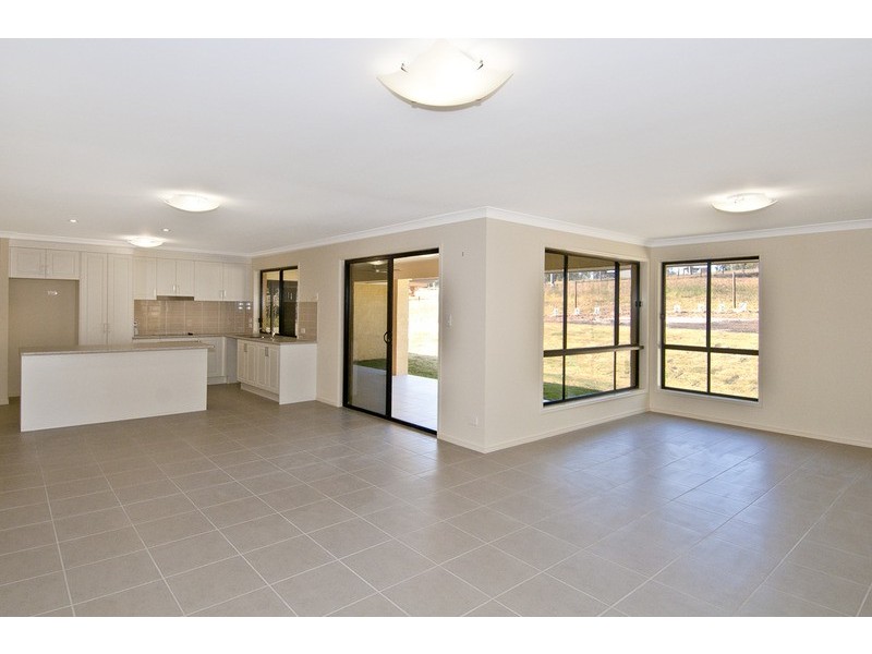 89 Blackbutt Road, Cedar Vale QLD 4285