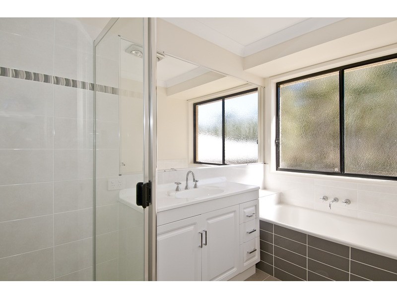 89 Blackbutt Road, Cedar Vale QLD 4285