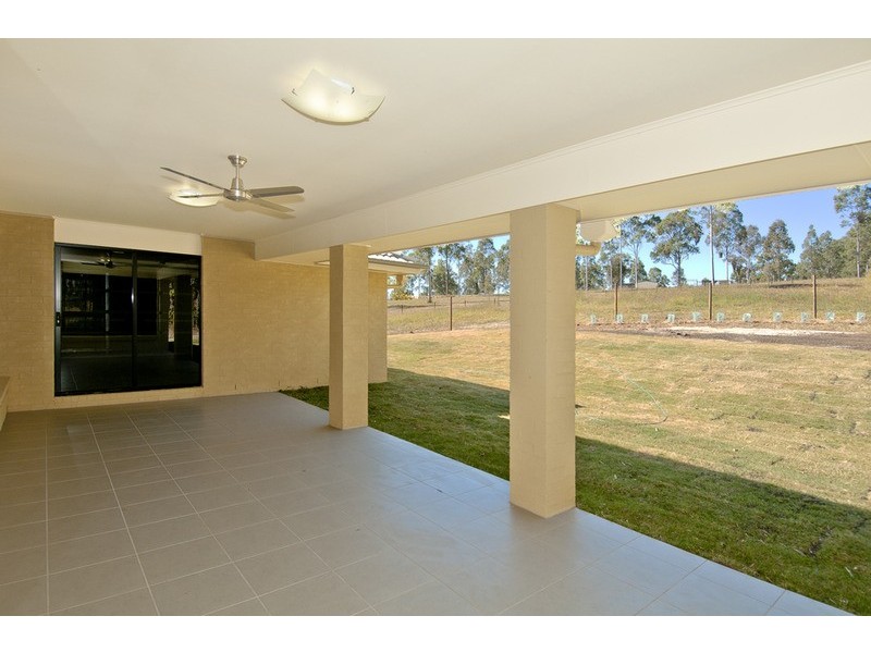 89 Blackbutt Road, Cedar Vale QLD 4285