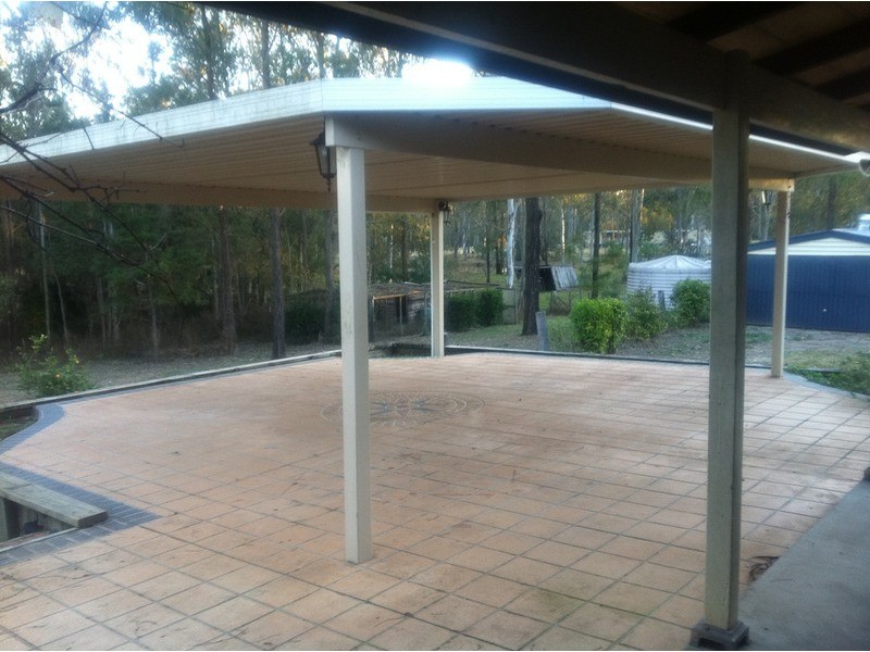 111 Chadwick Drive, South Maclean QLD 4280