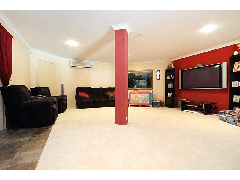 136 School Road, Logan Reserve QLD 4133