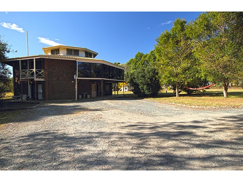 136 School Road, Logan Reserve QLD 4133