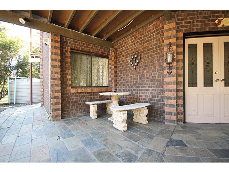 136 School Road, Logan Reserve QLD 4133