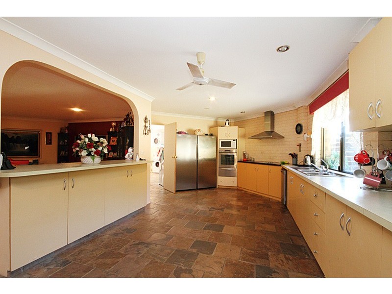 136 School Road, Logan Reserve QLD 4133