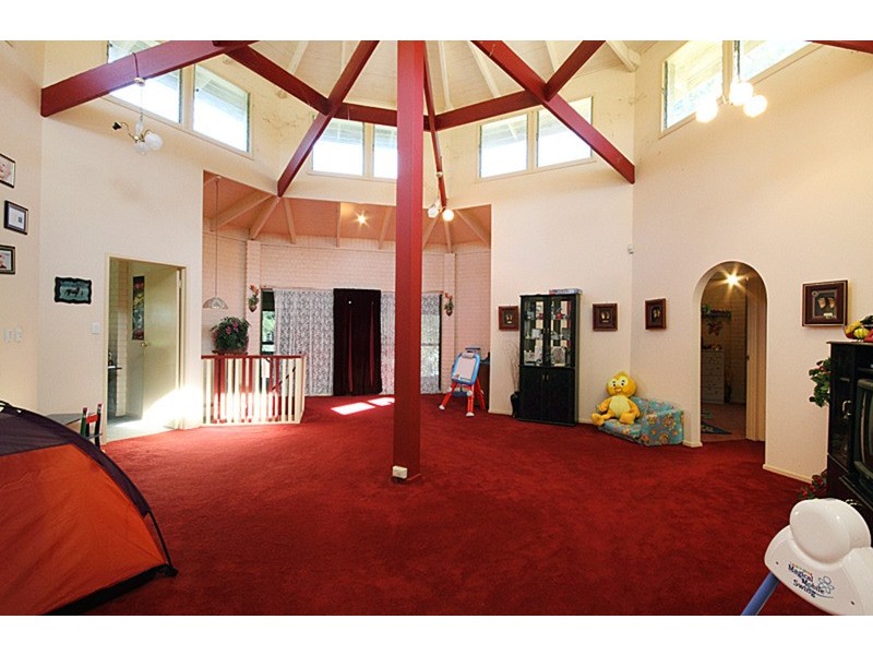 136 School Road, Logan Reserve QLD 4133