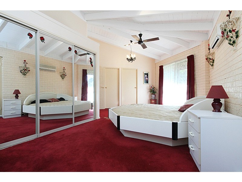 136 School Road, Logan Reserve QLD 4133