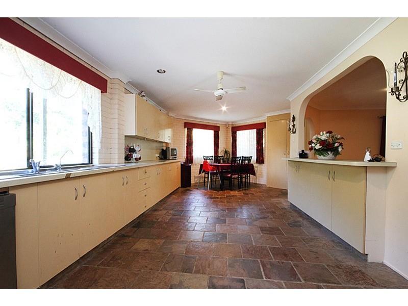 136 School Road, Logan Reserve QLD 4133