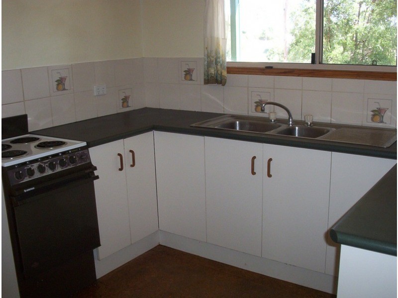 10 Hickory Place, Cedar Grove QLD 4285