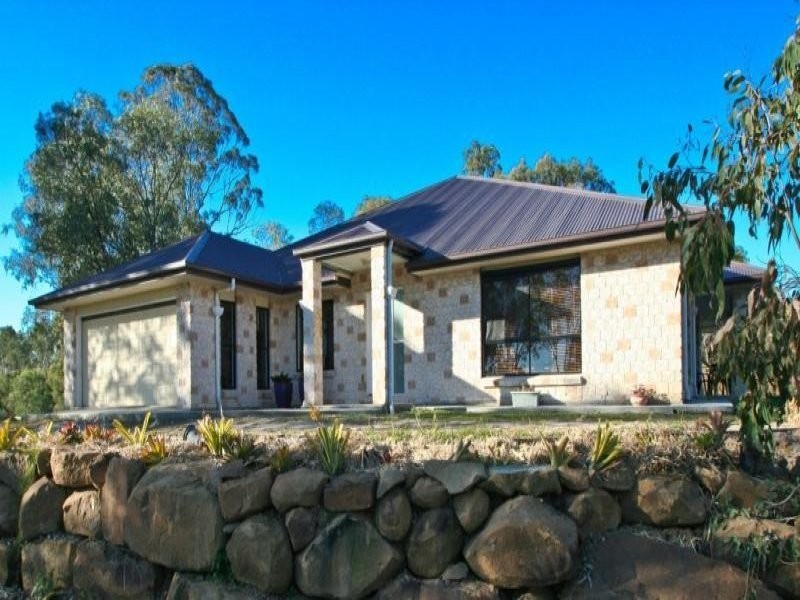 39 Portsmouth Court, Mundoolun QLD 4285