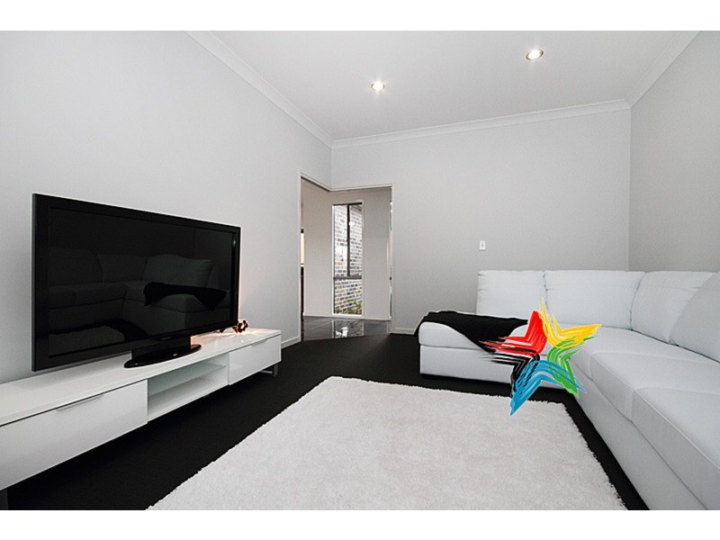6 Wildwood Crescent, Jimboomba QLD 4280