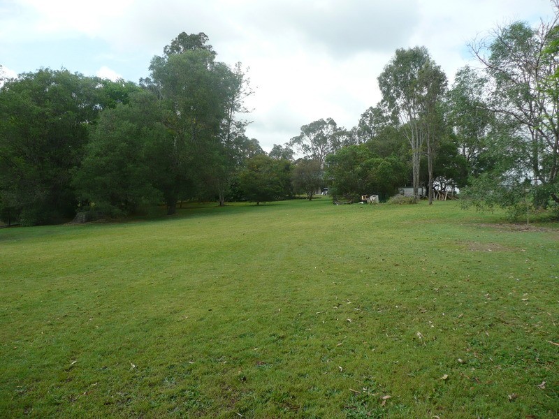 8-10 Champney Court, Cedar Vale QLD 4285