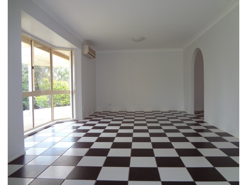 10 Mary Street, Jimboomba QLD 4280