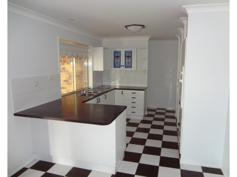 10 Mary Street, Jimboomba QLD 4280