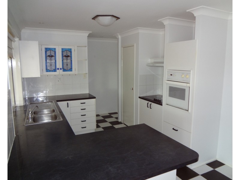 10 Mary Street, Jimboomba QLD 4280