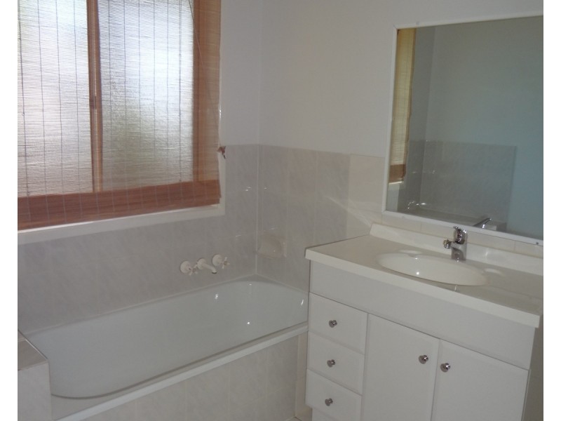 10 Mary Street, Jimboomba QLD 4280