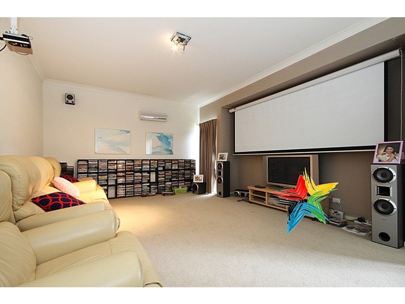 Glenlogan Estate 100 St Jude Circuit, Jimboomba QLD 4280