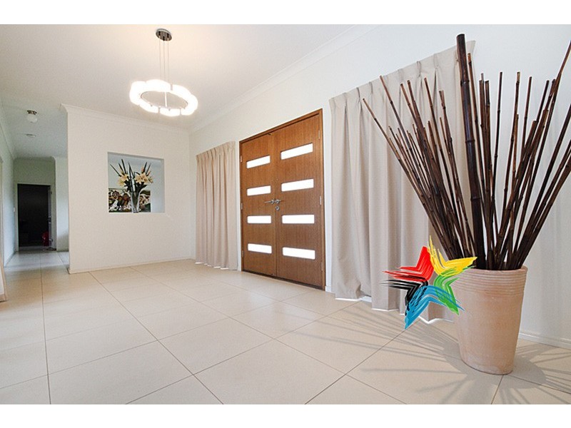 Glenlogan Estate 100 St Jude Circuit, Jimboomba QLD 4280