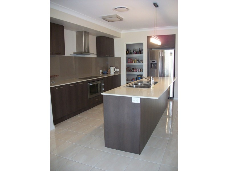 18-20 Giles Court, Jimboomba QLD 4280