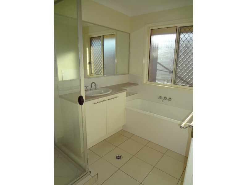 42 Berrigan Street, Redbank Plains QLD 4301