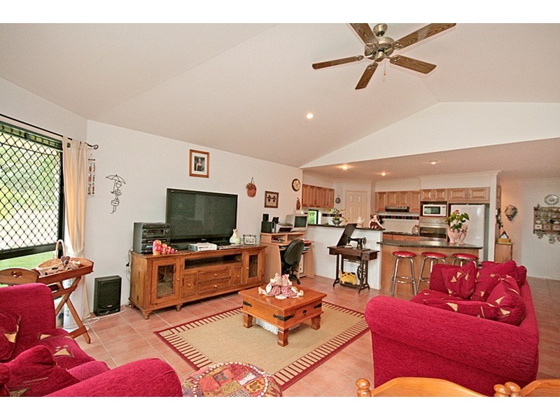 30 Evans Road, Chambers Flat QLD 4133