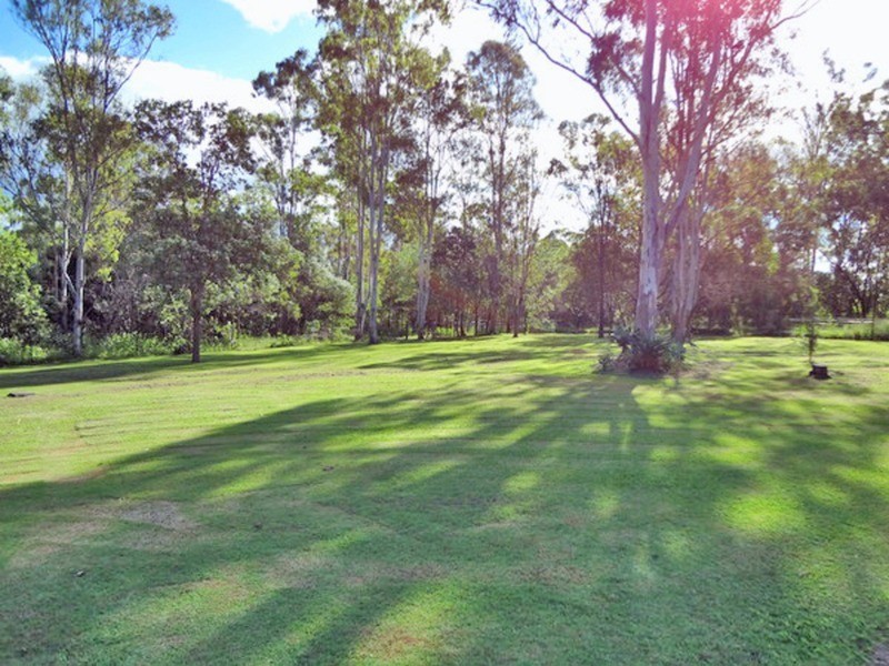 27 Strawpocket Court, Jimboomba QLD 4280