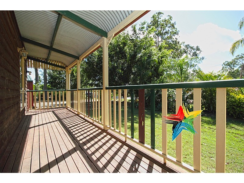 102 Bamboo Drive, Cedar Vale QLD 4285
