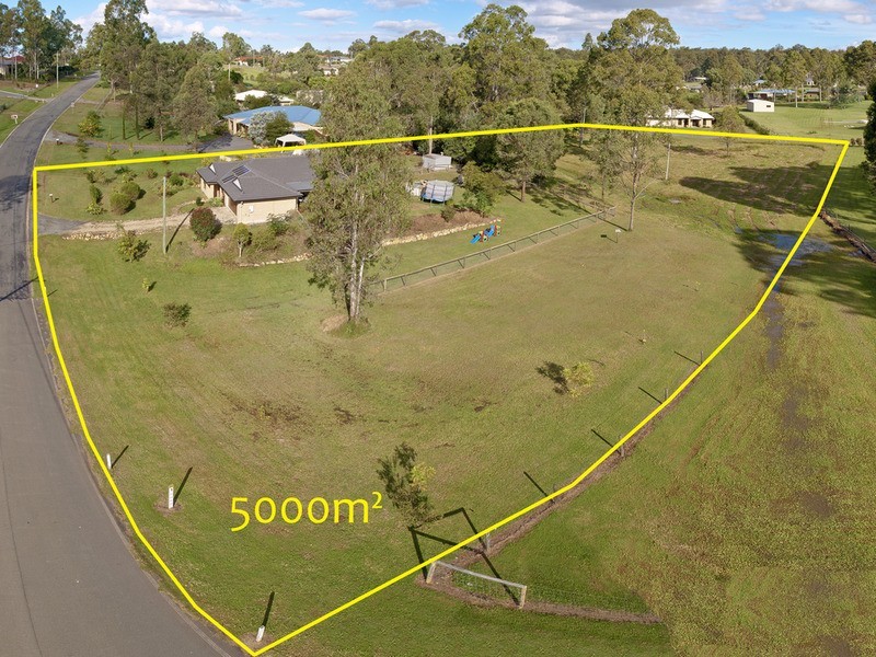 22 Blackbutt Road, Cedar Vale QLD 4285