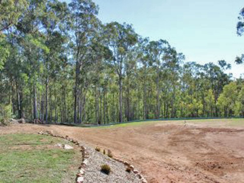 29 Summerhill Place, Woodhill QLD 4285