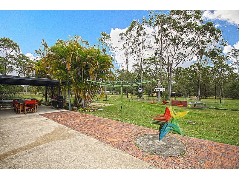 325 Bushman Drive, Jimboomba QLD 4280