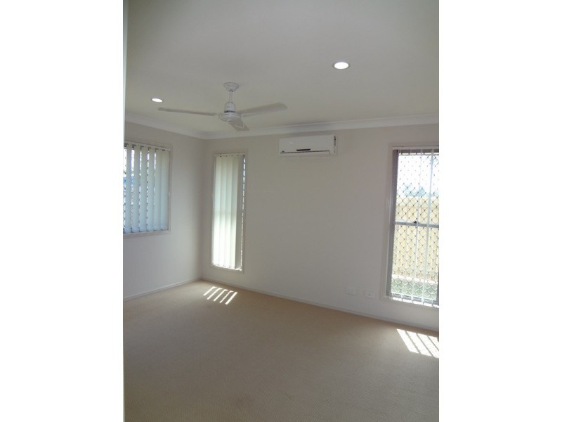 32 Creekside Crescent, Jimboomba QLD 4280