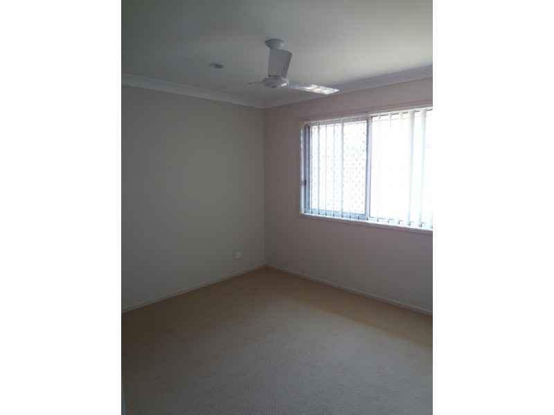 32 Creekside Crescent, Jimboomba QLD 4280