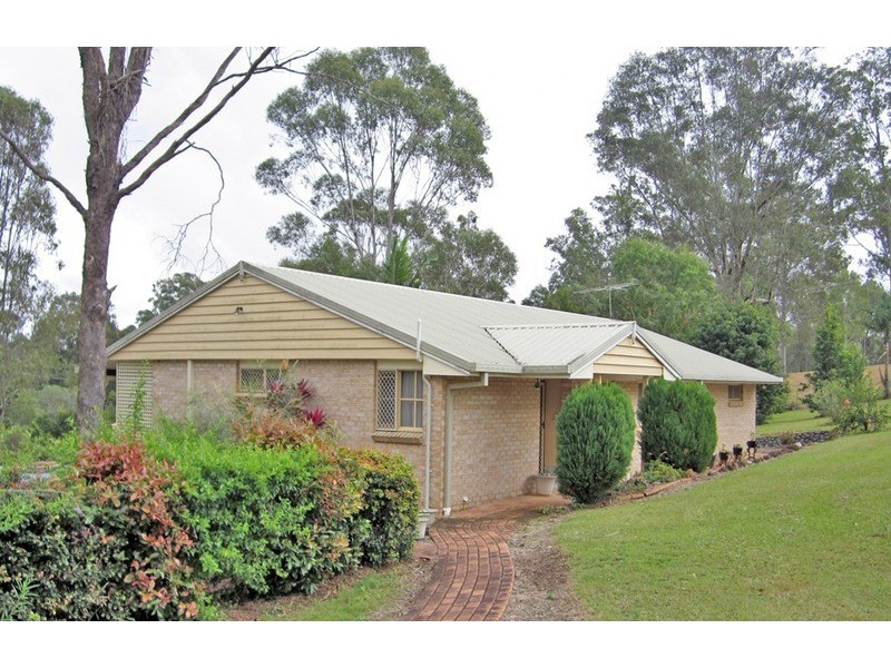 2-4 Saturn Court, Cedar Vale QLD 4285